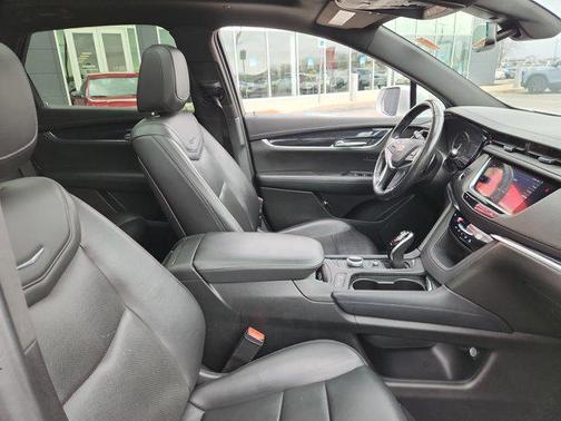 2020 Cadillac XT5 Premium Luxury