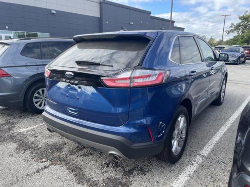 2021 Ford Edge Titanium