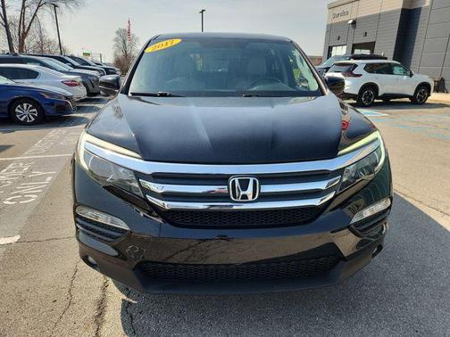 White Diamond Pearl 2017 Honda Pilot EX-L