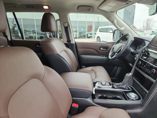 2024 INFINITI QX80 PREMIUM SELECT AWD