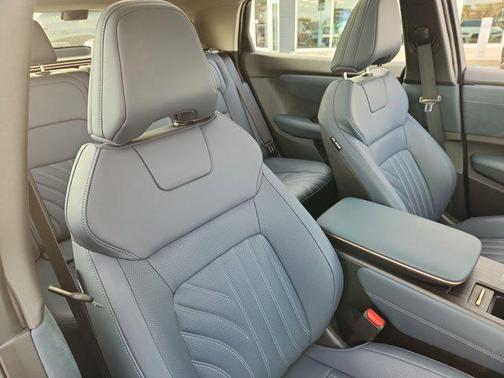 2024 Nissan ARIYA PLATINUM+