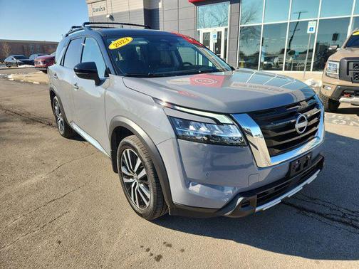 2023 Nissan Pathfinder Platinum 4WD
