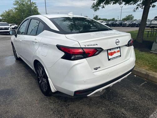 Aspen White 2025 Nissan Versa 1.6 SV
