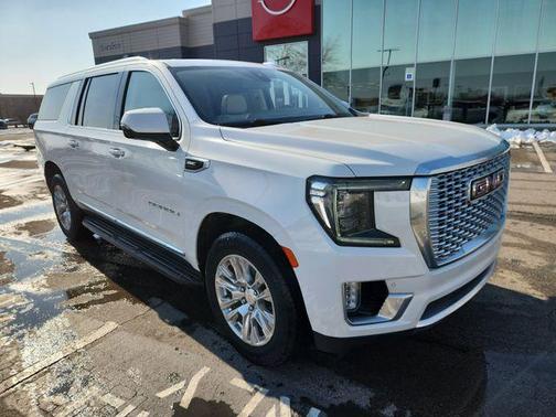 2022 GMC Yukon XL Denali