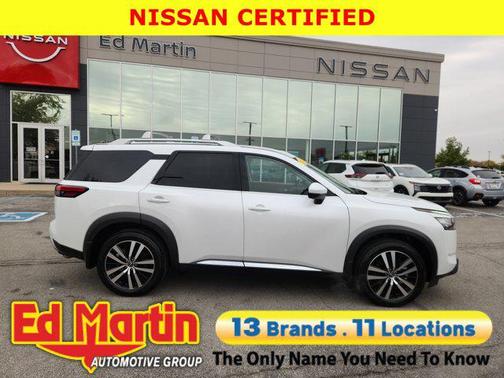 2025 Nissan Pathfinder Platinum 4WD