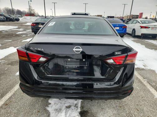 2023 Nissan Altima S FWD