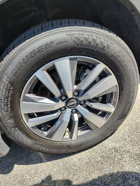 2024 Nissan Pathfinder SL FWD