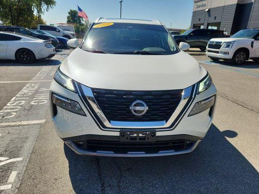 2022 Nissan Rogue SL