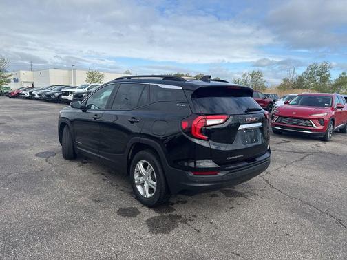 Ebony Twilight Metallic 2023 GMC Terrain SLE