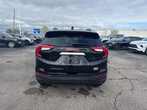 Ebony Twilight Metallic 2023 GMC Terrain SLE