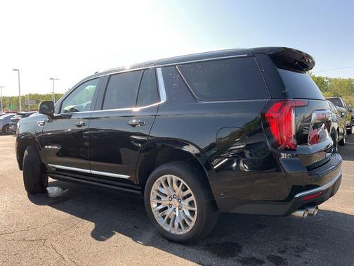 Onyx Black 2023 GMC Yukon Denali