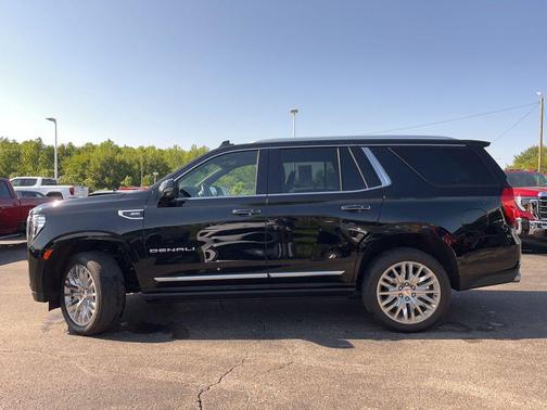 Onyx Black 2023 GMC Yukon Denali