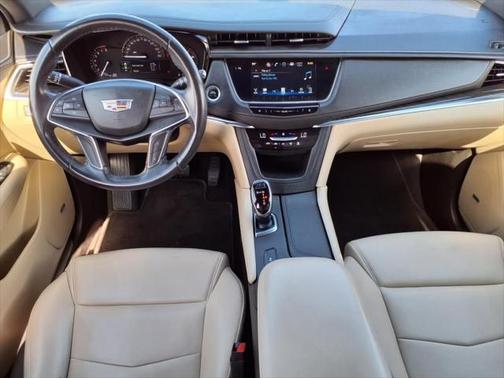 2018 Cadillac XT5 Base
