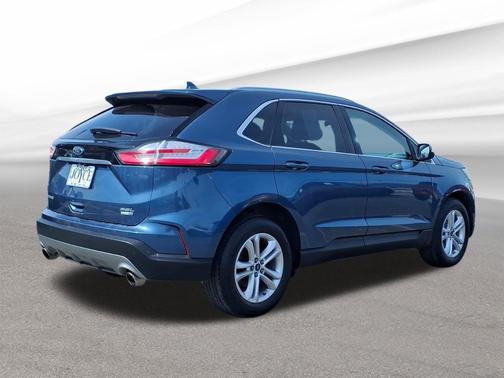 Blue Metallic 2019 Ford Edge SEL