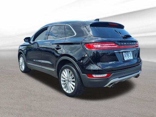Infinite Black Metallic 2019 Lincoln MKC Standard