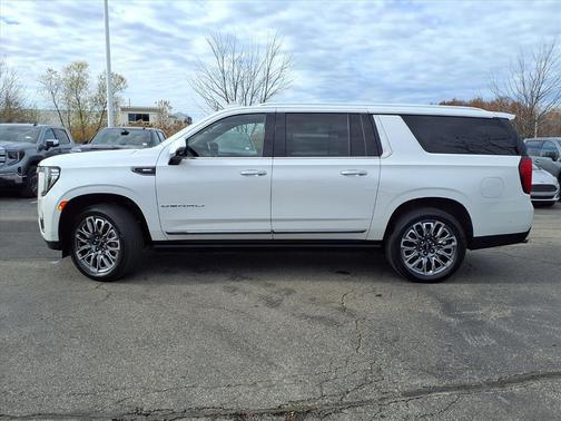2024 GMC Yukon XL Denali Ultimate