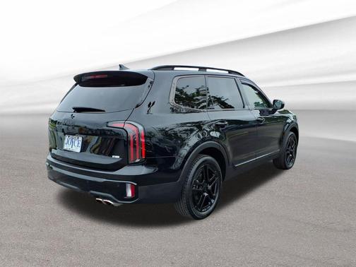 Ebony Black 2025 Kia Telluride SX-Prestige X-Line