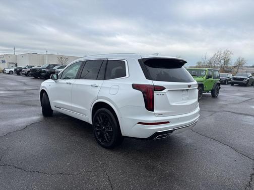 Crystal White Tricoat 2024 Cadillac XT6 Premium Luxury AWD