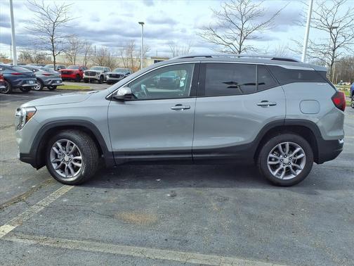 2023 GMC Terrain SLT