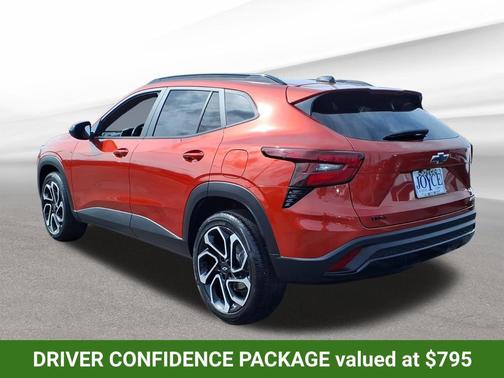 Cayenne Orange Metallic 2024 Chevrolet Trax 2RS