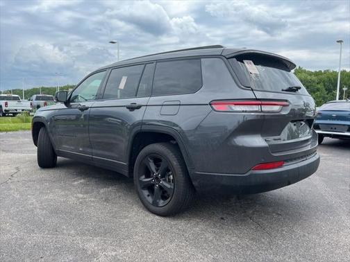 2022 Jeep Grand Cherokee L Altitude