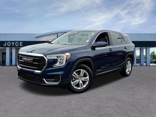 Marine Metallic 2022 GMC Terrain SLE