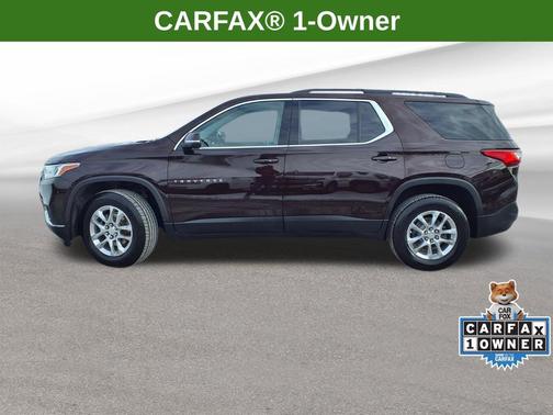 Black Cherry Metallic 2021 Chevrolet Traverse LT Cloth