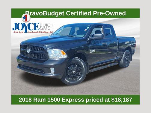 Brilliant Black Crystal Pearlcoat 2018 RAM 1500 Express