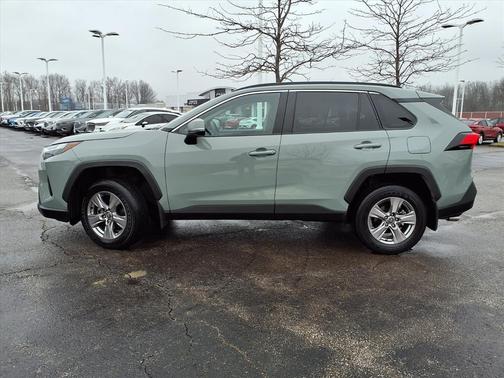 2023 Toyota RAV4 XLE