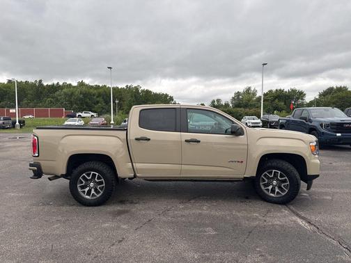 2022 GMC Canyon AT4