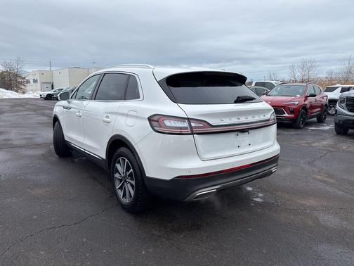 2021 Lincoln Nautilus Standard