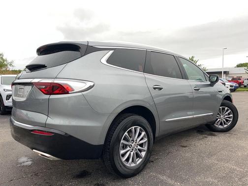 Moonstone Gray Metallic 2024 Buick Enclave Essence