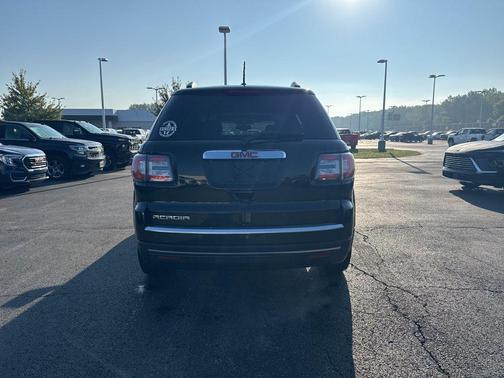 2016 GMC Acadia SLE-2