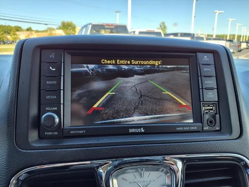 2016 Chrysler Town & Country Touring