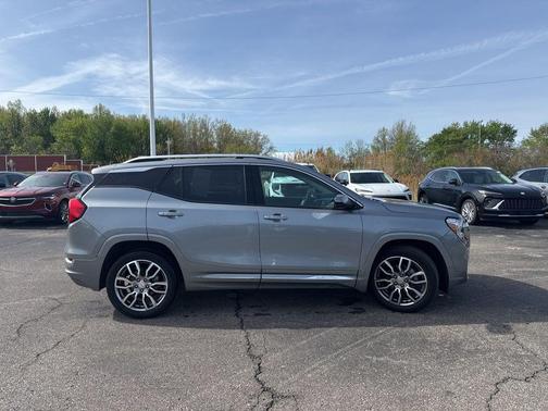 Sterling Metallic 2023 GMC Terrain Denali