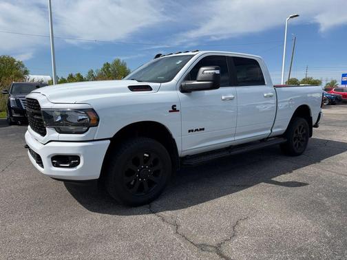 Bright White Clearcoat 2023 RAM 2500 Big Horn
