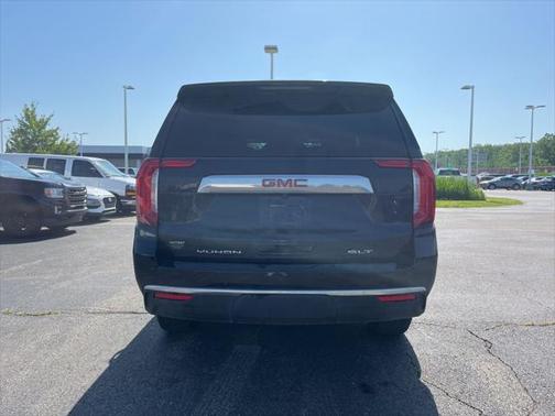 2024 GMC Yukon SLT