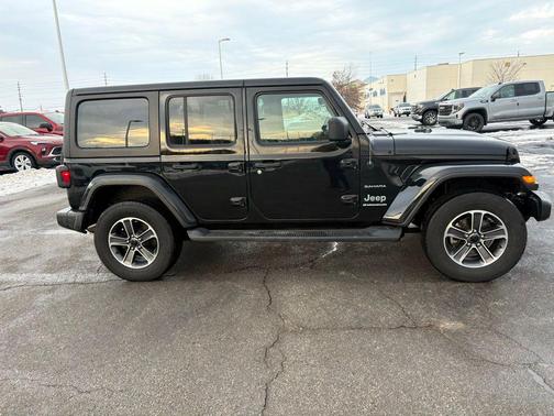 2023 Jeep Wrangler Sahara
