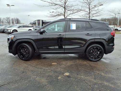 2022 GMC Terrain SLE