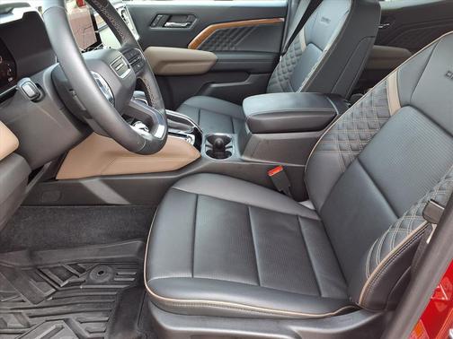 2023 GMC Canyon Denali
