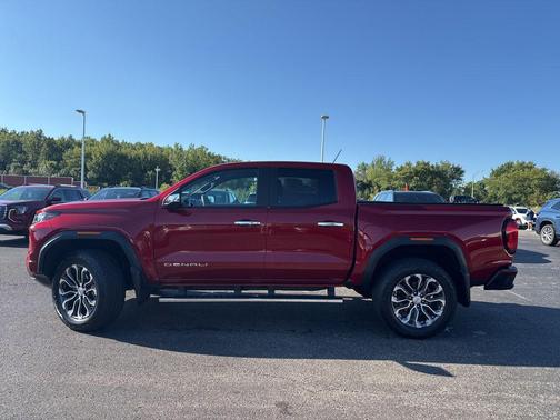 2023 GMC Canyon Denali