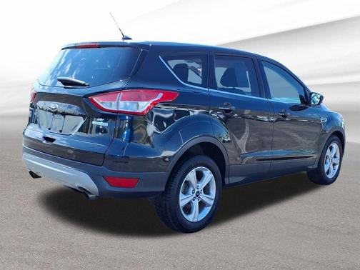 Tuxedo Black 2014 Ford Escape SE
