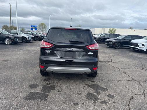 Tuxedo Black 2014 Ford Escape SE