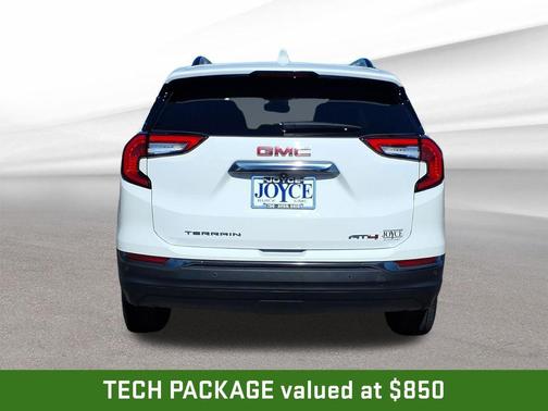 Summit White 2024 GMC Terrain AT4