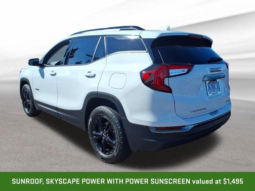 Summit White 2024 GMC Terrain AT4