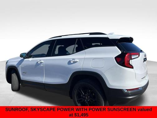 Summit White 2024 GMC Terrain AT4