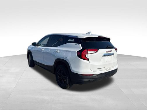 Summit White 2024 GMC Terrain SLE