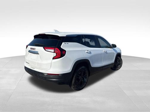 Summit White 2024 GMC Terrain SLE