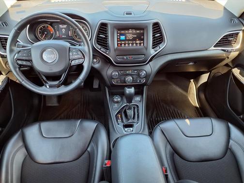 2020 Jeep Cherokee Altitude