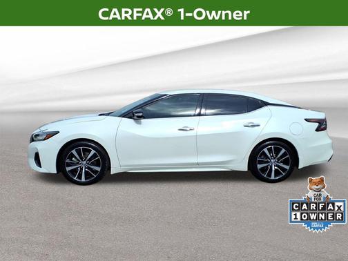 Pearl White Tricoat 2022 Nissan Maxima SV